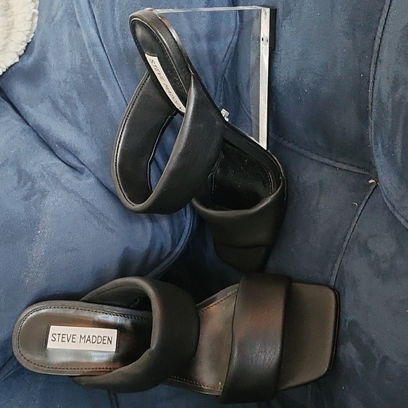 New Steve Madden shoes - Picture 1 of 6